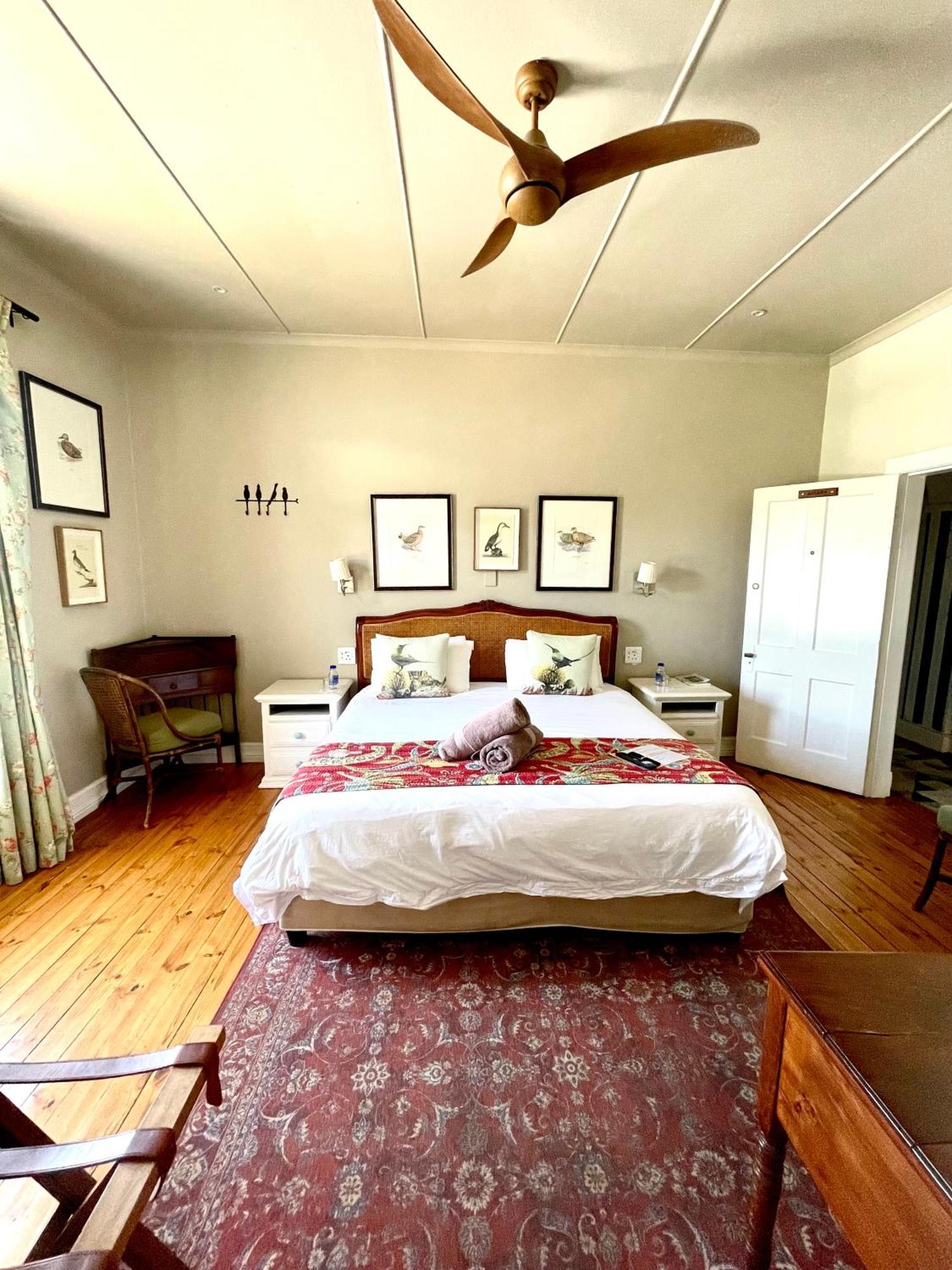 Karoo Art Hotel Barrydale Buitenkant foto